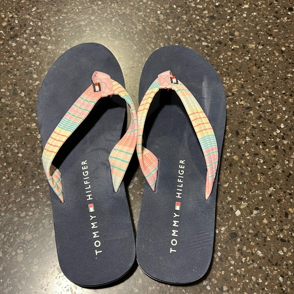 Tommy Hilfiger flip flops